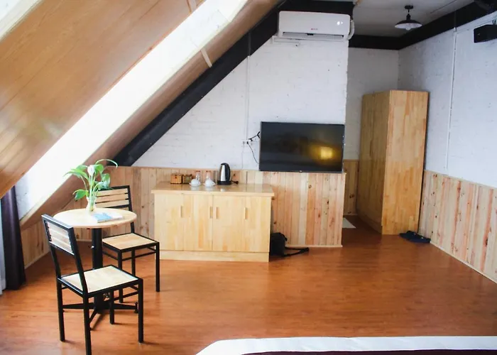 Aroma Hostel Ha Long