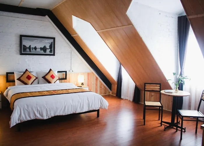 Aroma Hostel Ha Long
