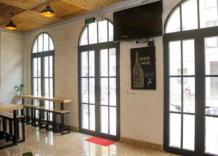 Aroma Hostel